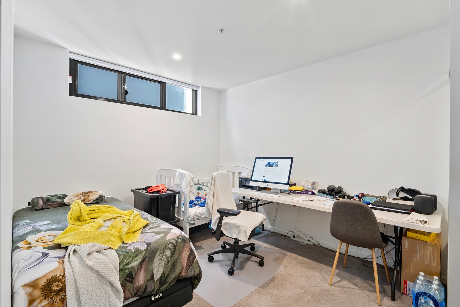 Object Removal: Clear Room